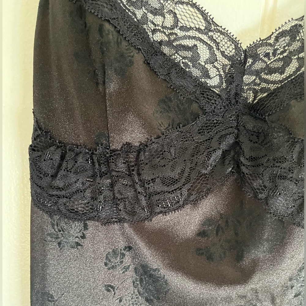 Motel Rocks Slip Mini Black Lace Dress - Picture 4 of 9